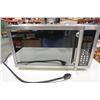 Image 2 : DANBY STAINLESS STEEL MICROWAVE - WORKING