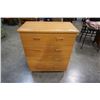 Image 1 : 4 DRAWER WOOD DRESSER