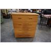 Image 2 : 4 DRAWER WOOD DRESSER