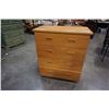 Image 8 : 4 DRAWER WOOD DRESSER