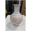 Image 1 : MARBLE VASE DAMAGE TO LIP