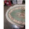 Image 3 : OVAL FRINGED AREA RUG