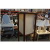 Image 3 : 63 INCH SHELF LAMP