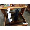 Image 1 : 4 JEWELRY DISPLAY STANDS, 2 HANDS, 2 BODIES