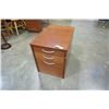 Image 1 : MODERN 3 DRAWER FILING CABINET