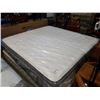Image 1 : SEALY POSTER PEDIC ASTER KING SIZE EURO TOP MATTRESS FLOOR MODEL