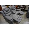 Image 11 : GREY LEATHER RECLINER WITH CENTER CONSOLE AND RECLINING ARMCHAIR