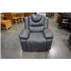 Image 14 : GREY LEATHER RECLINER WITH CENTER CONSOLE AND RECLINING ARMCHAIR