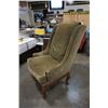 Image 2 : WILLIAM SWITZER LOUIS XV STYLE COUNTRY FRENCH WING CHAIR