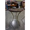 Image 2 : PAIR OF MARBLE TOP SIDE TABLES