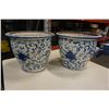 Image 2 : 3 PORCELAIN PLANTERS AND RACCOON FIGURE