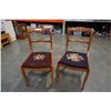 Image 2 : 2 VINTAGE CHAIRS WITH STICHED SEATS
