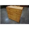 Image 9 : PINE 8 DRAWER DRESSER