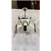 Image 8 : PEWTER FRANKLIN MINT STARSHIP ENTERPRISE AND KLINGON CRUISER FIGURES ON STANDS