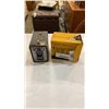 Image 1 : 2 VINTAGE BROWNIE CAMERAS