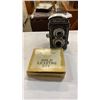 Image 2 : ROLLEIFLEX DISPLAY CAMERA AND GOLD LEAFING KIT