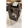 Image 5 : ROLLEIFLEX DISPLAY CAMERA AND GOLD LEAFING KIT