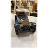 Image 10 : VINTAGE TIN LITHO TOY CAR