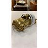 Image 9 : BRASS EAGLE AND BRASS VOLKSWAGON