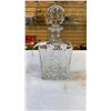 Image 2 : CRYSTAL DECANTER AND 4 GLASSES