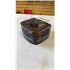 Image 9 : CLOISONNE STYLE VASE AND LIDDED DISH