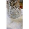 Image 4 : CRYSTAL DECANTER AND 4 GLASSES