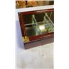 Image 14 : LOT OF GLASS JEWELRY BOXES