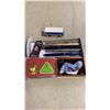 Image 2 : LOT OF PINS, PENS, WALLET AND TOKENS