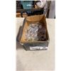 Image 1 : TRAY OF COLLECTOR PINS