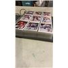 Image 9 : 3 BINDERS OF HOCKEY CARDS