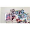 Image 2 : LOT OF MOSTLY 70s AND 80s NHL HOCKEY CARDS