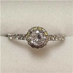 14K White Gold Diamond(I2, 0.4ct) 28 Side Diamonds (I1-3ct) Ring, Made in Canada, Appraised Retail $