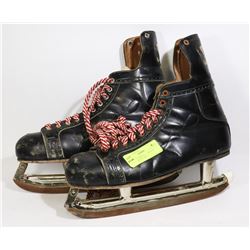 VINTAGE BOBBY ORR "RALLY" SKATES- MENS SIZE 11