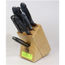 HENKEL KITCHEN KNIFE SET- 7 PIECES ASSORTED IN