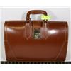 Image 1 : VINTAGE "MCBRINE" BROWN LEATHER BRIEFCASE
