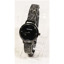 NEW SWAROVSKI WOMENS WATCH (REPLICA)