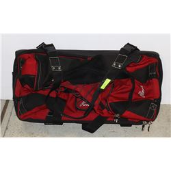 LARGE ROOTS SUITCASE ON WHEELS