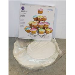 WILTON 3 TIER CAKE STAND &