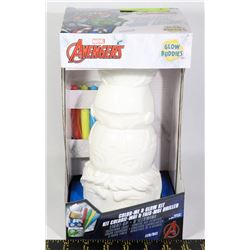 AVENGERS COLOR-ME & GLOW KIT