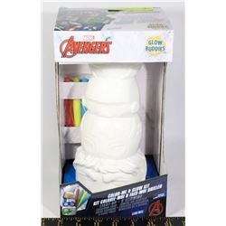 AVENGERS COLOR-ME & GLOW KIT