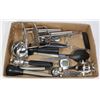 Image 1 : KITCHEN UTENSILS/GADGETS- ASSORTED LOT