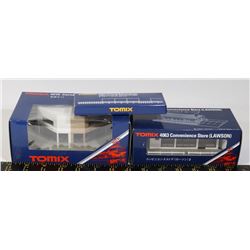 LOT OF THREE TOMIX TRAIN BUILDINGS ACCESSORIES