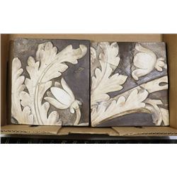 SET OF 2 DECOR WALL PLAQUES