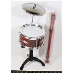 DESKTOP DRUM SET AND A RECORDER