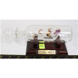 SANTA MARIA GLASS SHIP IN A BOTTLE