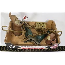 FLAT OF VINTAGE/ANTIQUE XMAS ORNAMENTS