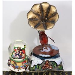 2 ESTATE CHRISTMAS MUSIC BOXES