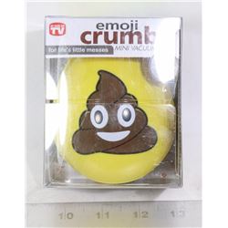 EMOJI CRUMBLY MINI VACUUM