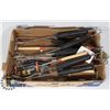 Image 1 : FLAT OF BBQ TOOLS