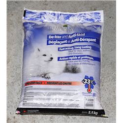 BAG OF GREEN FLAG DE-ICER AND ANTI SKID (GOOD TO